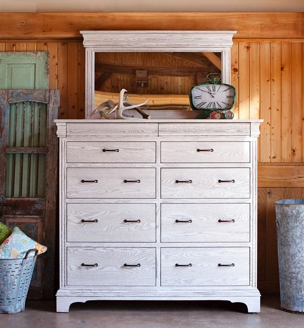 Oakwood Industries Edinburgh 122-18600-1109-00 Grand Dresser Oakwood Industries Edinburgh 122-18600-1109-00 Grand Dresser